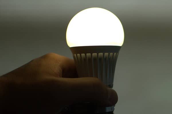 Мощность светодиодной лампы